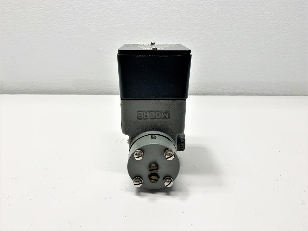 Moore 77-8 Transducer with Devar 18-150-2 Electric to Air Converter